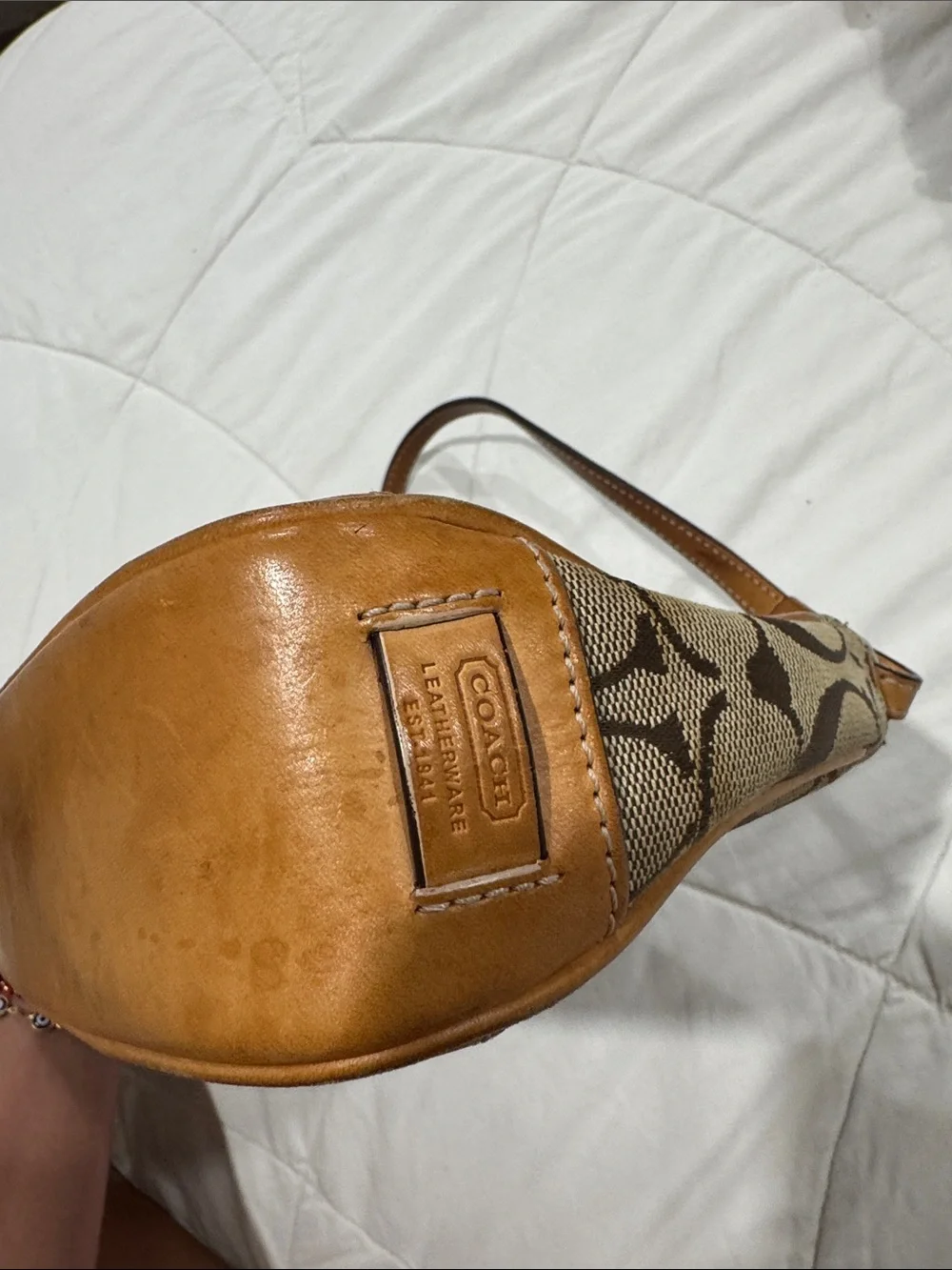 Coach Tan Signature Canvas Shoulder Bag - Picture 4 of 6